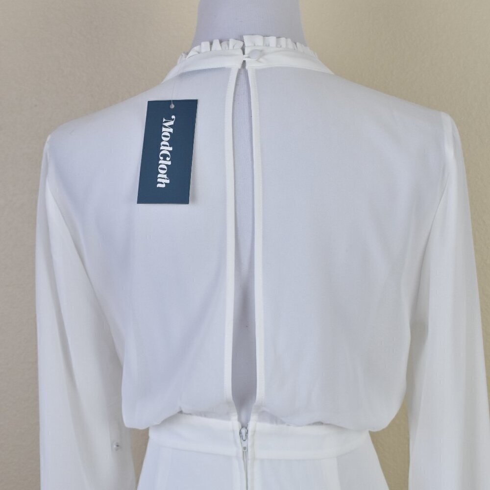 Modcloth White Long Sleeve Back Slit Dress - 10 - Picture 3 of 9